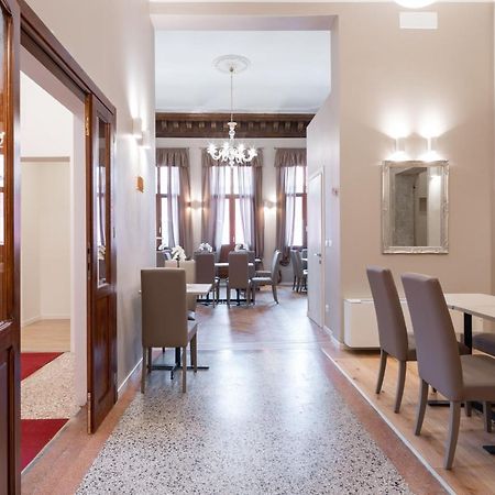 Hotel Palazzo Martinelli Dolfin Venecia Exterior foto